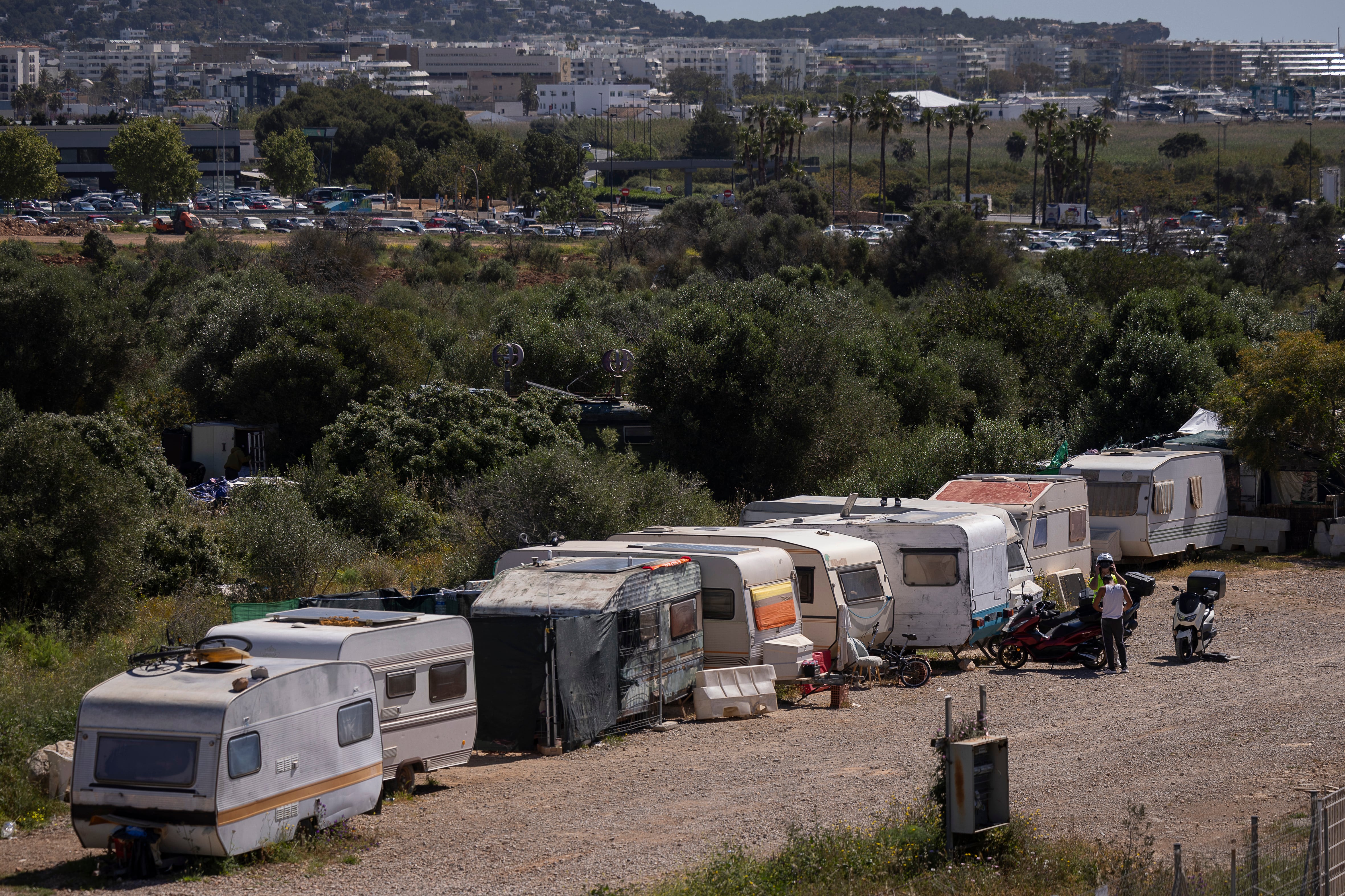 Ibiza desalojará a 200 trabajadores de sus asentamientos a las puertas de la temporada