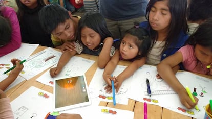 Ni&ntilde;os del Gran Chaco asisten a talleres participativos para identificar los problemas de los hogares.