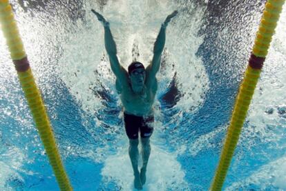 Phelps durante la final de 100m mariposa.