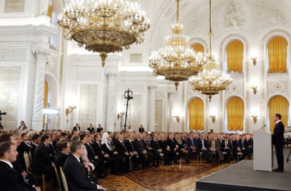 Dmitri Medvédev, durante su discurso anual a la nación en la sala San Jorge del Kremlin.