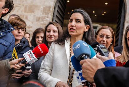 La portavoz de Vox en la Asamblea de Madrid, Rocío Monasterio, la semana pasada en Valencia ante los periodistas.