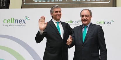 Francisco Reyn&eacute;s, consejero delegado de Abertis y presidente de Cellnex, y Tob&iacute;as Mart&iacute;nez, consejero delegado de Cellnex.