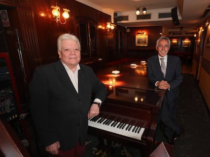 El pianista Jesús Serrano y César Tejero (derecha), en el Tony 2 en 2019.