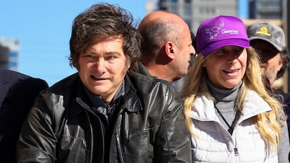 Javier Milei y Karina Milei en Lomas de Zamora, Buenos Aires, el 27 de agosto.