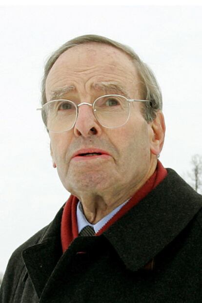 Ernst Cramer, durante su visita en 2005 al campo de Buchenwald.
