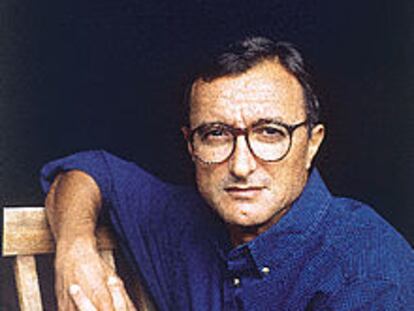 Arturo Pérez-Reverte.
