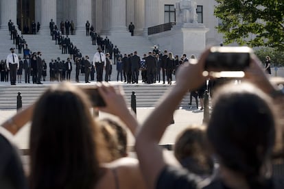 La muerte de Ginsburg deja libre un asiento fundamental en el Supremo. El presidente Donald Trump anunciará su elección para reemplazarla el próximo sábado.