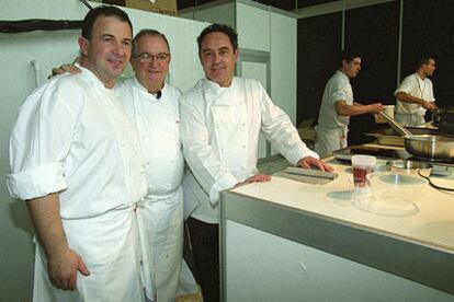 De izquierda a derecha, Martin Berasategui, Juan Mari Arzak y Ferran Adrià.