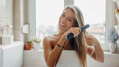 Planchas de pelo que destacan por su relación calidad-precio y sus prestaciones, ideales para conseguir un pelo liso y sedoso. GETTY IMAGES.