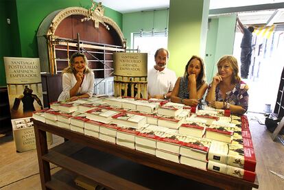 Los socios de Leo Librera, que ma?ana acoge la presentacin del ltimo libro de Santiago Posteguillo.