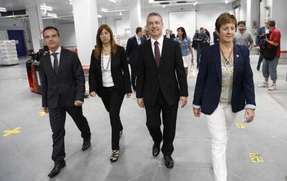 El 'lehendakari', Iñigo Urkullu, visita las nuevas instalaciones de Uvesco.