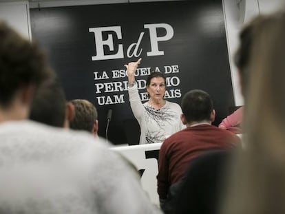 Alma Guillermoprieto, premio Princesa de Asturias de Comunicación y Humanidades, en una clase magistral en la Escuela de Periodismo 
 UAM-EL PAÍS.