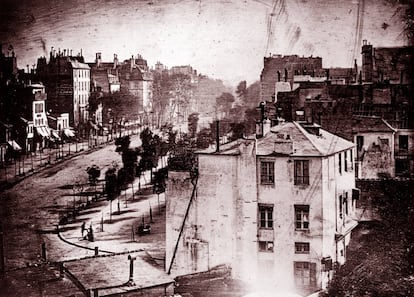 Una de las primeras fotografías tomadas por Louis-Jacques-Mandé Daguerre.