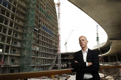 Swiss architect Jacques Herzog in front of the future headquarters of the BBVA bank in Madrid.