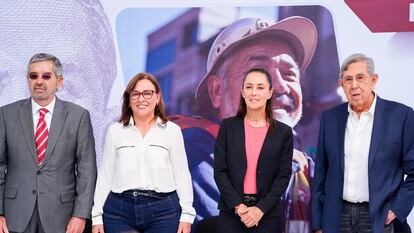 Juan Ramón de la Fuente, Rocío Nahle, Claudia Sheinbaum y Cuauhtémoc Cárdenas, durante el evento de esta mañana.