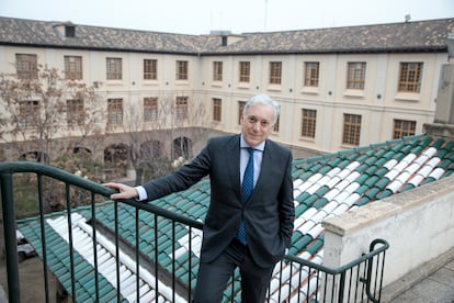 Octavio López, consejero de Fomento, Vivienda, Logística y Cohesión Territorial en la Diputación General de Aragón, en Zaragoza, el 29 de noviembre.