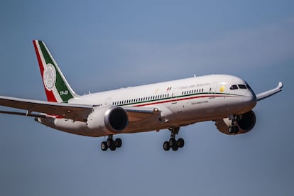 El avión presidencial mexicano en funcionamiento.