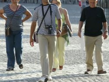 Turistas en la Plaza Mayor de Madrid.