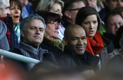 Mourinho en el partido entre el Borussia Dortmund y el Greuther Furth.