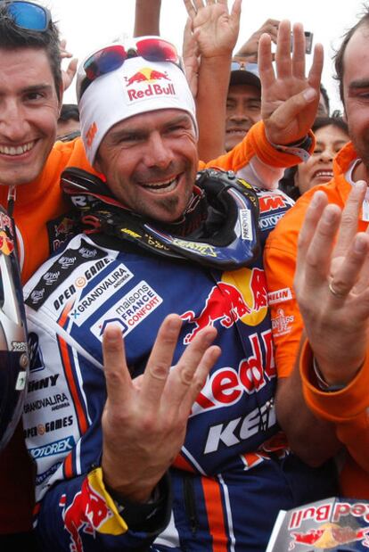 Cyril Despres, tras ganar el Dakar.