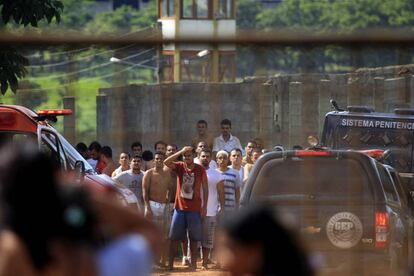 Prisioneros de la c&aacute;rcel donde ocurri&oacute; el mot&iacute;n en el Estado brasile&ntilde;o de Goi&aacute;s. 