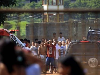 Prisioneros de la c&aacute;rcel donde ocurri&oacute; el mot&iacute;n en el Estado brasile&ntilde;o de Goi&aacute;s. 