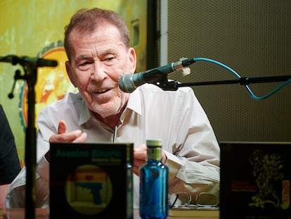 Fernando Sánchez Dragó durante la presentación de su libro 'Habáname' en junio de 2021.