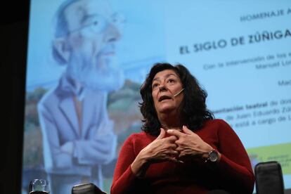 La escritora Almudena Grandes durante el acto.