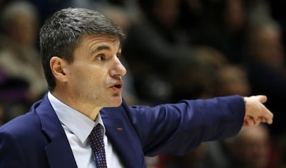 El t&eacute;cnico croata Velimir Perasovic.