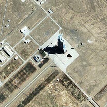 Imagen tomada desde un satélite de la base de Jiuquan, al noroeste del país.