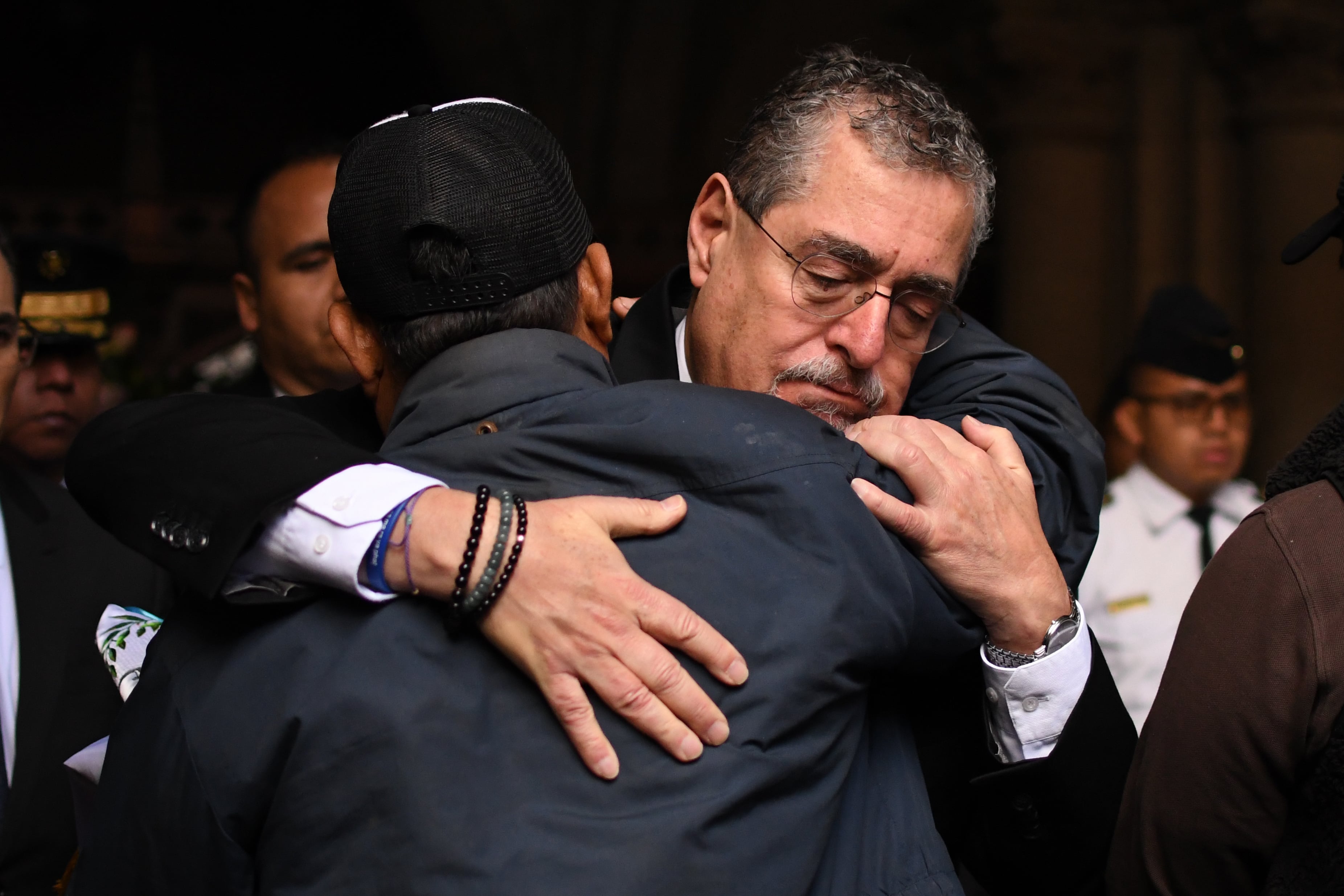 Guatemala honra a las víctimas de los motines carcelarios en medio del aumento de la violencia