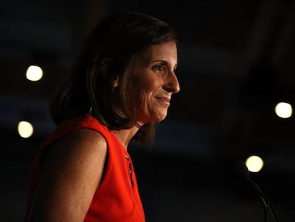 Martha McSally celebra la vitoria en Tempe, Arizona, el martes. 