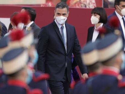 El presidente del Gobierno, Pedro Sánchez, a su llegada al desfile militar por el 12 de octubre este martes en Madrid.