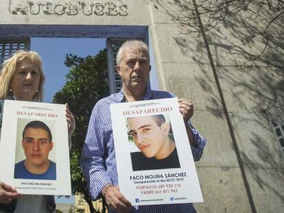 Rosa e Isidro, padres de Paco Molina, un joven  desaparecido en el año 2015. 