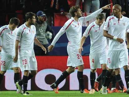 Llorente celebra el gol de la victoria.