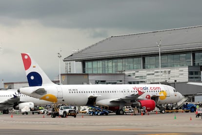 Un avión A320-200 de la aerolínea colombiana Viva Air