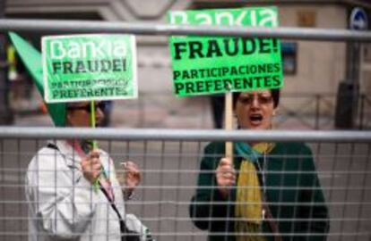 Protesta de afectados por preferentes de Bankia