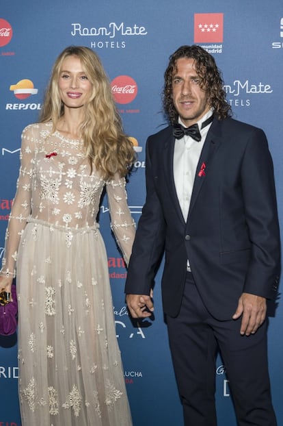 La modelo Vanesa Lorenzo y su pareja, el excapitán del Barcelona Carles Puyol.