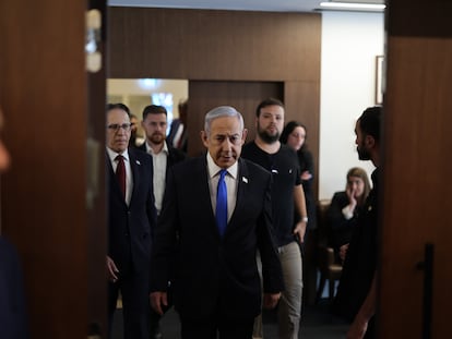 En el centro de la imagen, el primer ministro israelí, Benjamín Netanyahu.