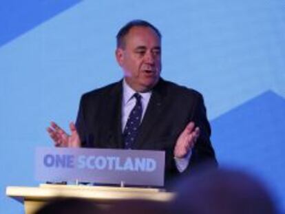 El primer ministro escoc&eacute;s, Alex Salmond, admite la derrota independentista.