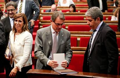 Sánchez-camacho junto al presidente Artur Mas y Francesc Homs, portavoz del Gobierno catalán.