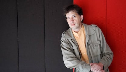 Joan-Lluís Lluís barreja a 'El navegant' truculència i efectisme, sense perdre la cadència del relat.