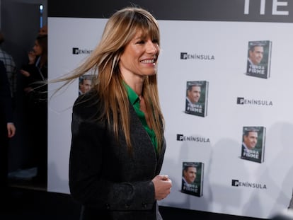 Begoña Gómez, esposa del presidente del Gobierno y secretario general del PSOE, Pedro Sánchez, durante la presentación del segundo libro de Sánchez, "Tierra firme', el pasado 11 de diciembre en Madrid.