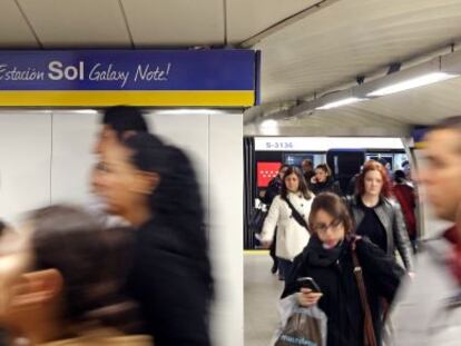 Nuevos carteles de la estación de Sol de Madrid.