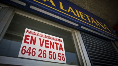 Una antigua oficina situada en la calle Sant Cugat.