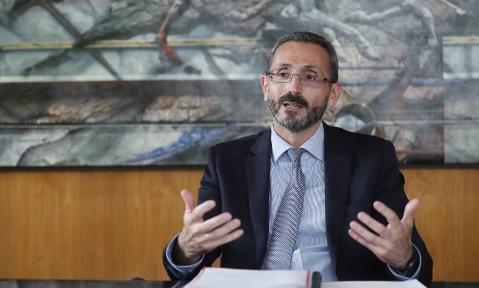 Álvaro Acebrón, en un momento de la entrevista en la sede de la compañía en Alcobendas.