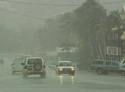 Una imagen de la televisión australiana de Cooktown, un pueblo del norte del país, afectado por las lluvias del maremoto.
