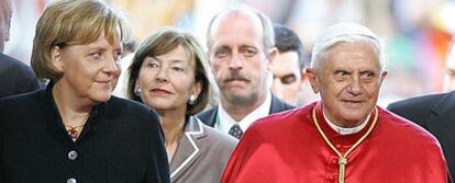 Angela Merkel y Benedicto XVI, durante una visita del Papa a Alemania en 2006.