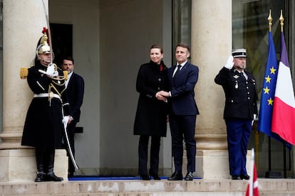 Frederiksen y Macron, este martes antes de su reunión en el Elíseo.