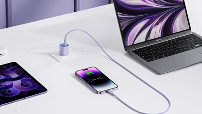 El nuevo conector universal permite cargar cualquier dispositivo móvil, pero no para ello no vale cualquier cargador ni tampoco cualquier cable USB-C.